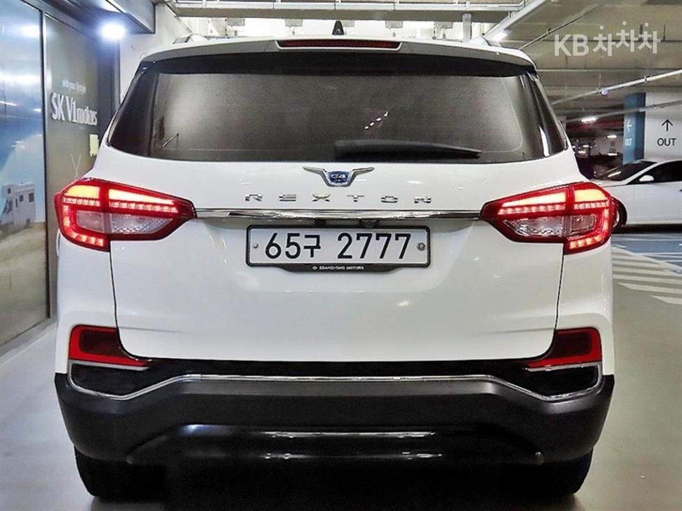 SsangYong Rexton — miniaturë 5