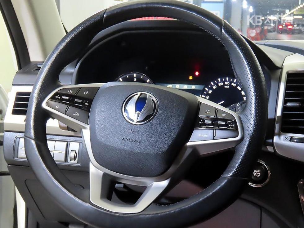 SsangYong Rexton — miniaturë 8