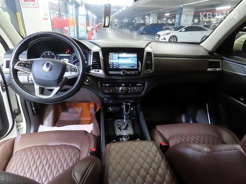 SsangYong Rexton — miniaturë 10