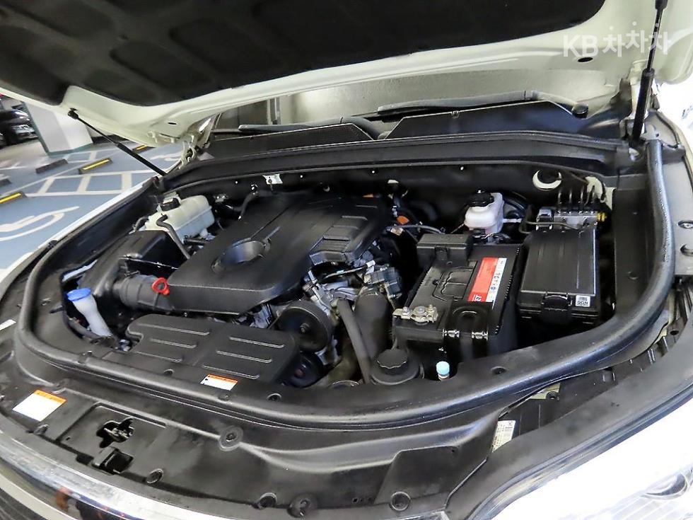 SsangYong Rexton — miniaturë 19