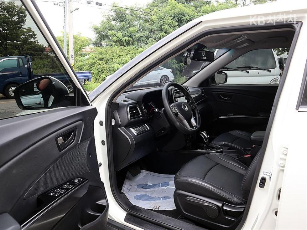 SsangYong Tivoli — miniaturë 6
