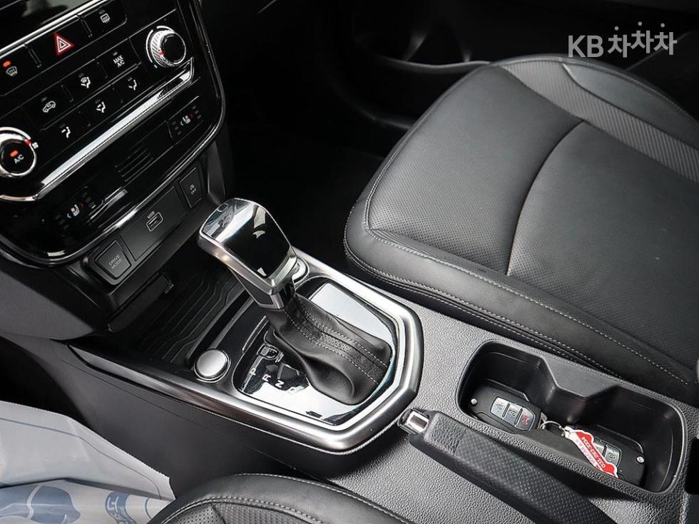 SsangYong Tivoli — miniaturë 12