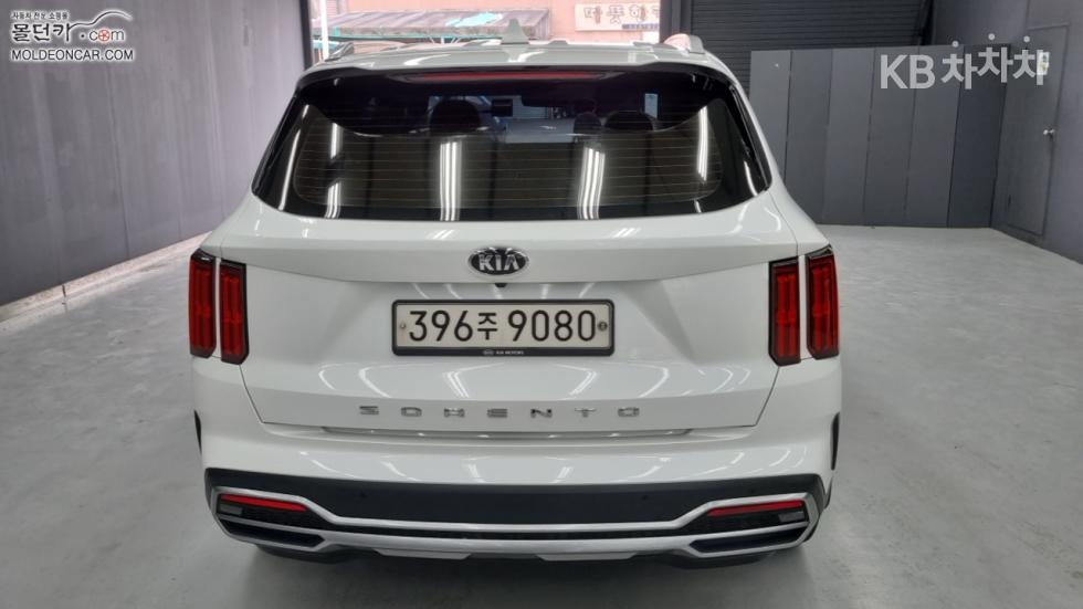 Kia Sorento — miniaturë 4