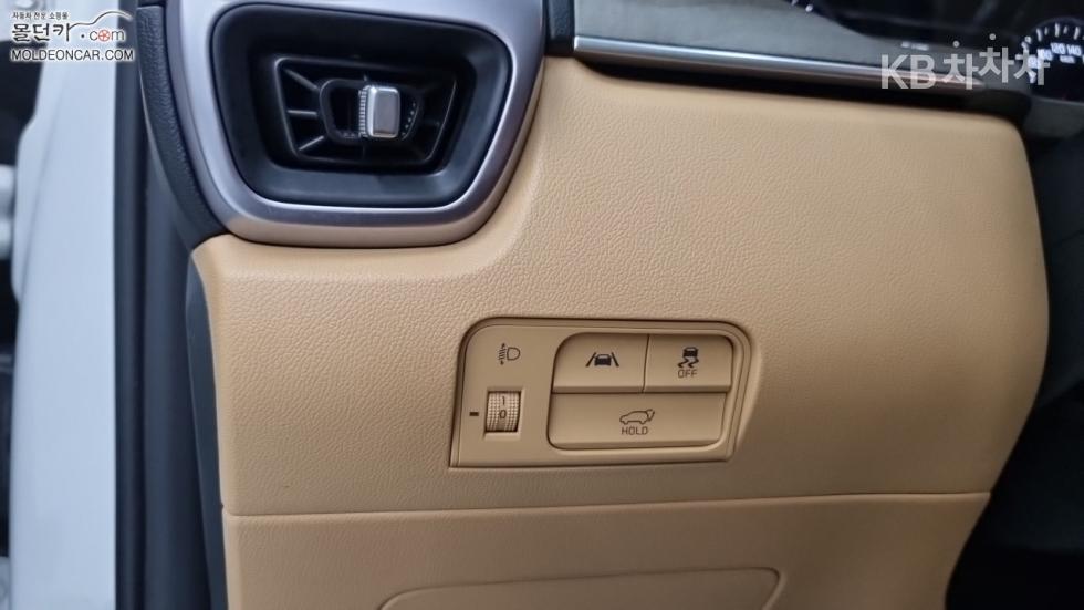 Kia Sorento — miniaturë 16