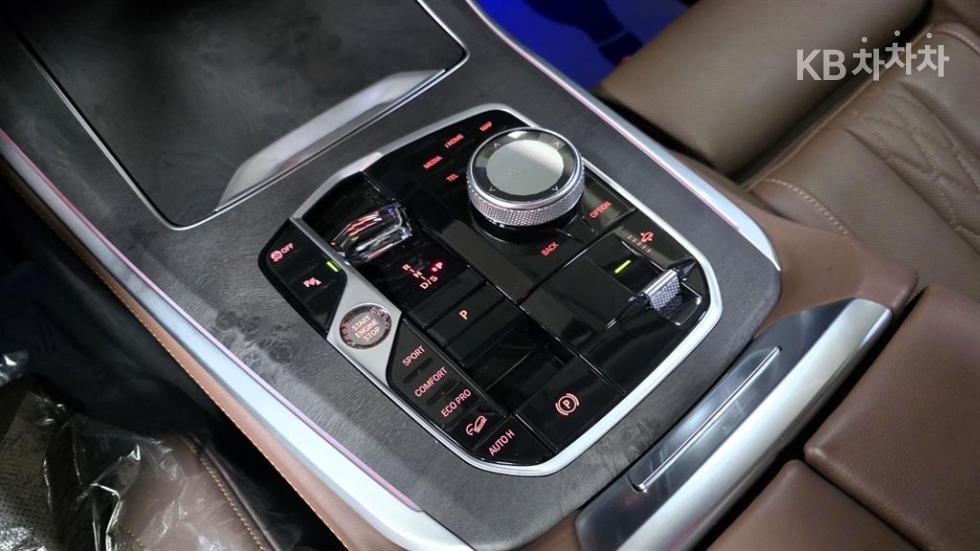 BMW X5 — miniaturë 9