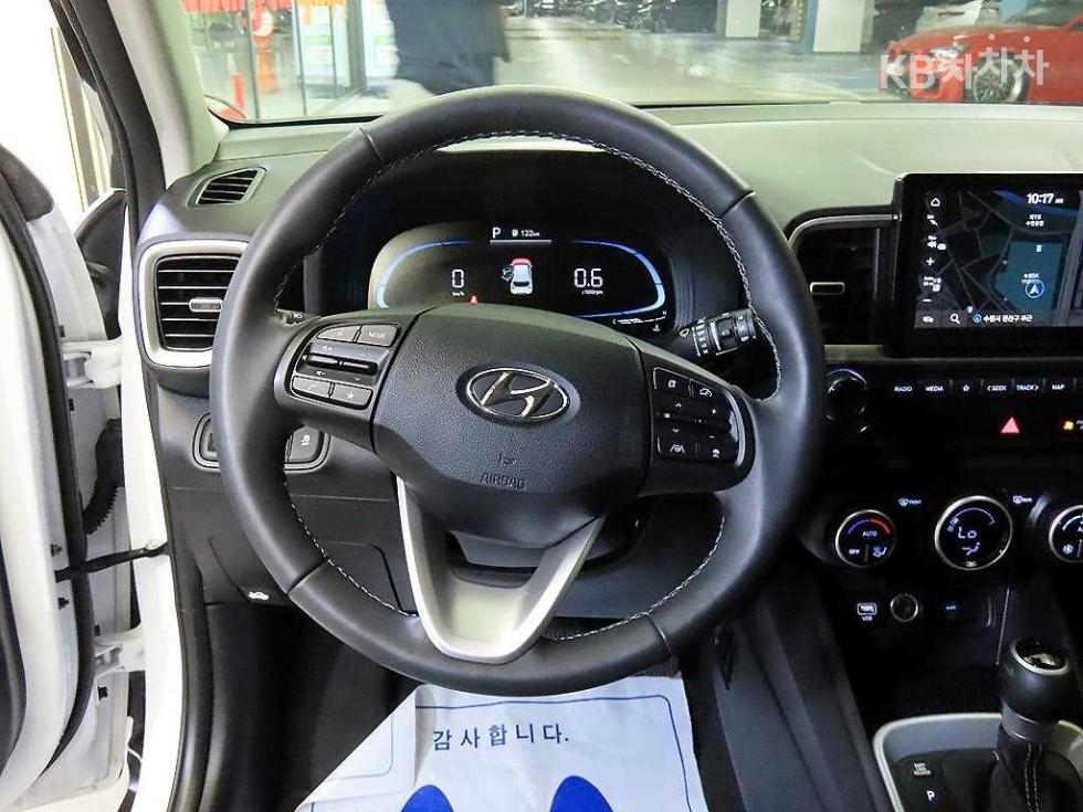 Hyundai Venue — miniaturë 8