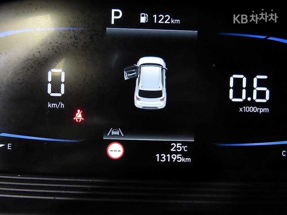 Hyundai Venue — miniaturë 9
