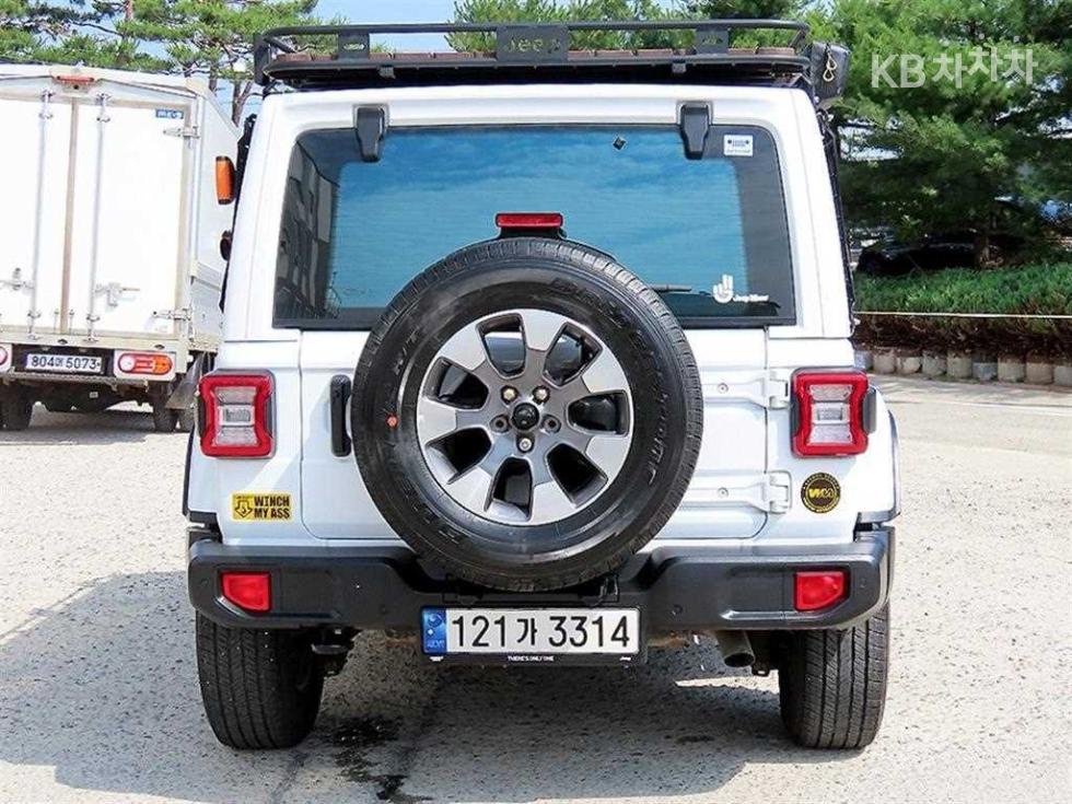 Jeep Wrangler — miniaturë 4