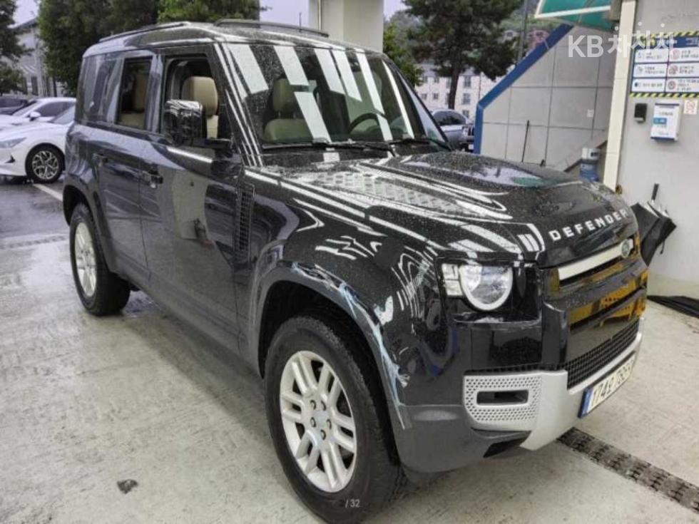 Land Rover Defender — miniaturë 2