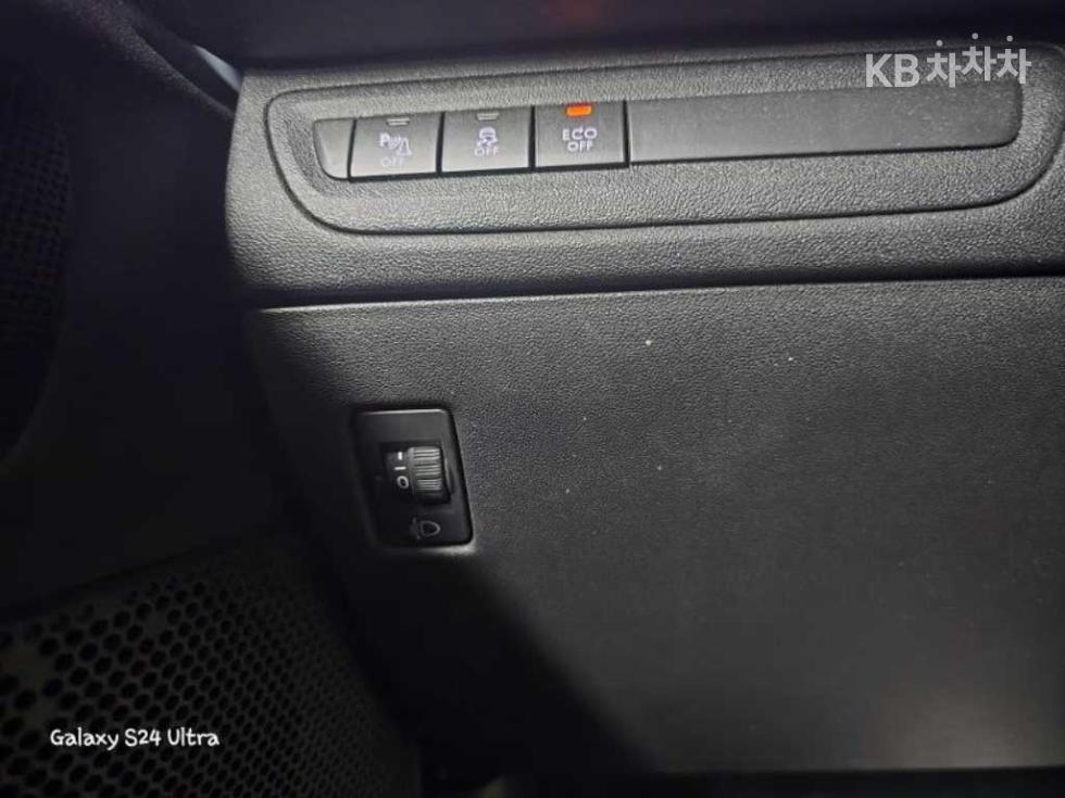 Peugeot 2008 — miniaturë 7