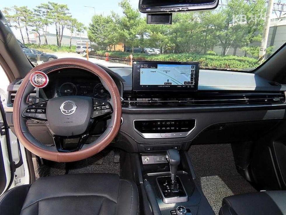 SsangYong Rexton — miniaturë 7
