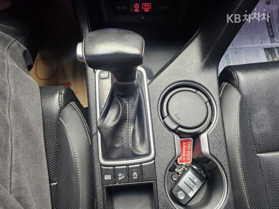 Kia Sportage — miniaturë 11