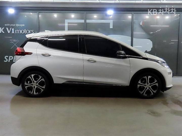 Chevrolet Bolt Ev 2019 photo 3