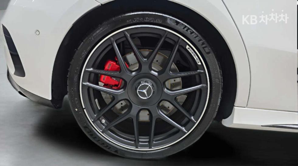 2025 Mercedes-Benz A(W177) photo