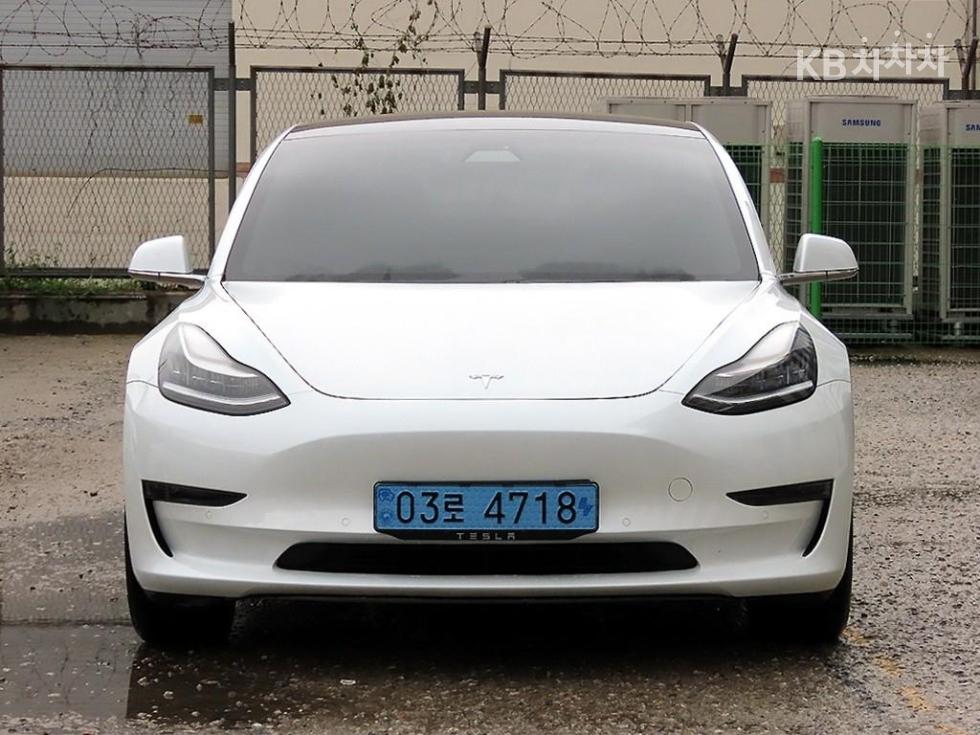 테슬라 모델 3 2020년식 테슬라 Model 3 Standard Range Plus