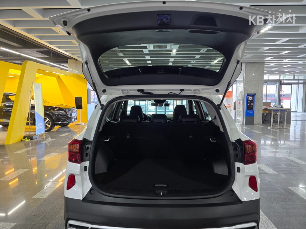 Kia Seltos — miniaturë 8