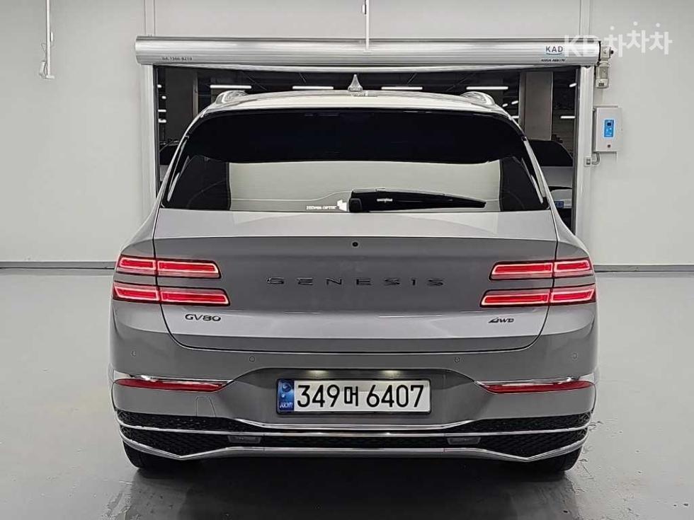 2024 Genesis GV80 photo