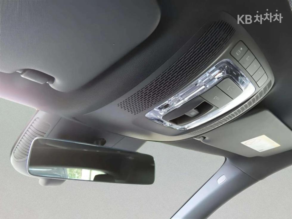 2025 Mercedes-Benz A(W177) photo