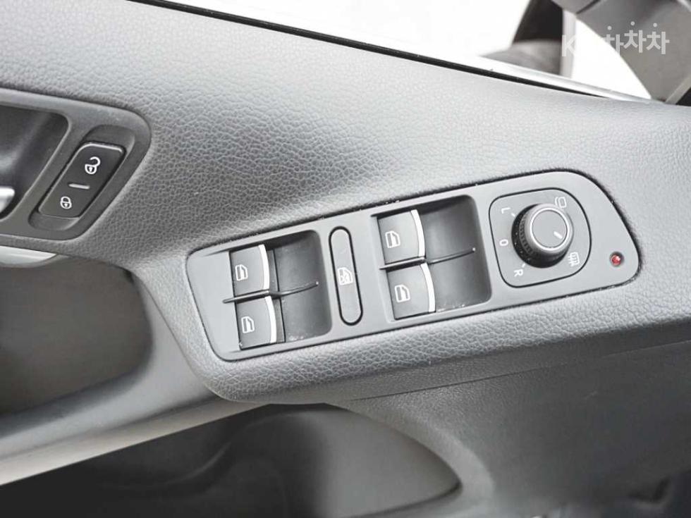 Volkswagen Tiguan — miniaturë 18