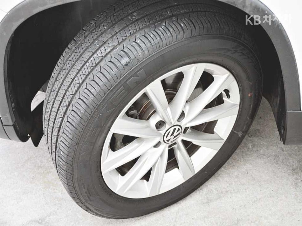 Volkswagen Tiguan — miniaturë 19