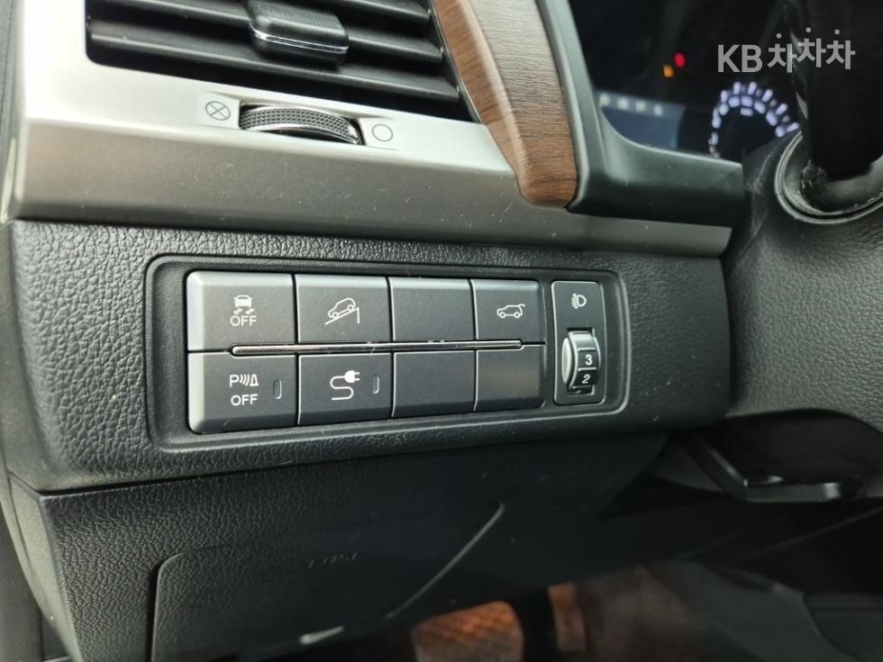 SsangYong Rexton — miniaturë 17