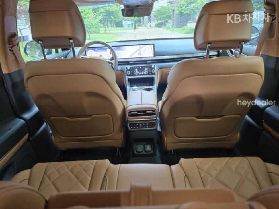 2024 Genesis GV80 photo