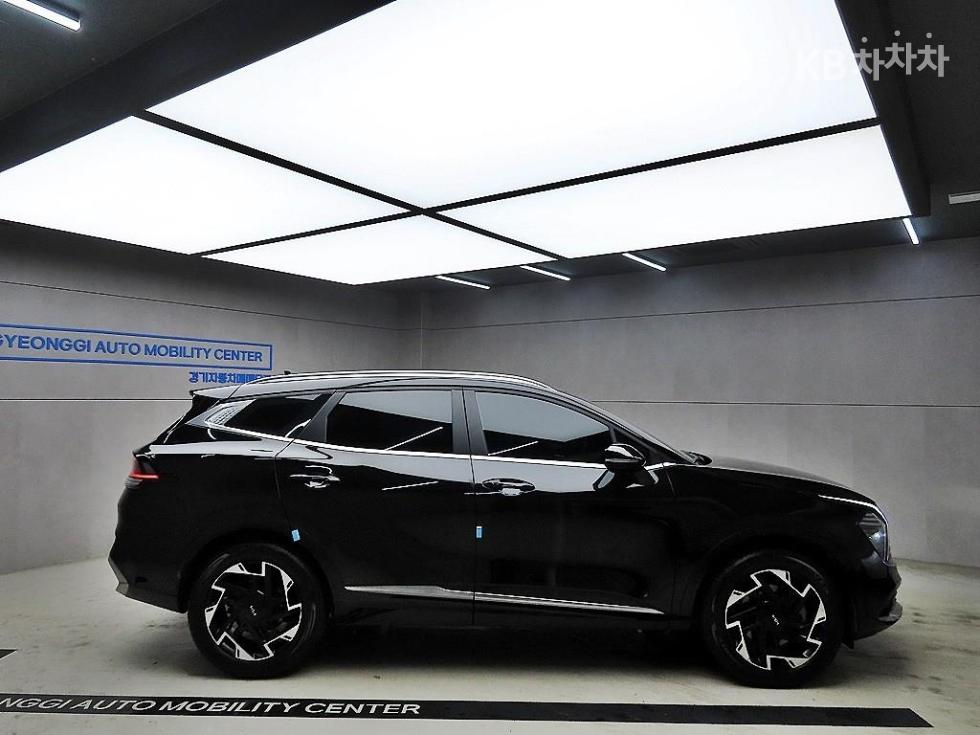 2022 Kia Used Car photo