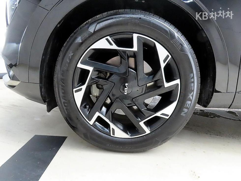 2022 Kia Used Car photo