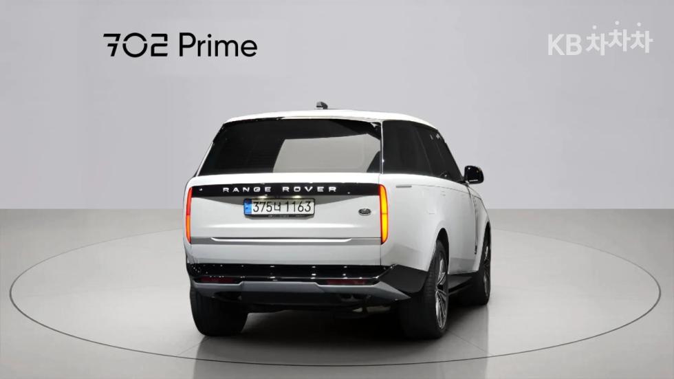 2023 Land Rover (L460) photo