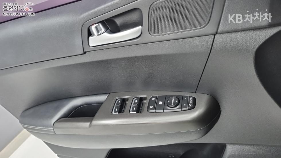 Kia Sportage — miniaturë 17