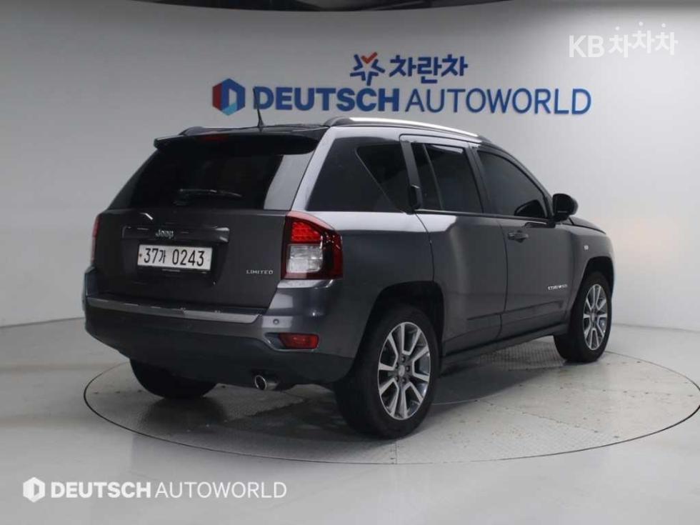 Jeep Compass — miniaturë 2