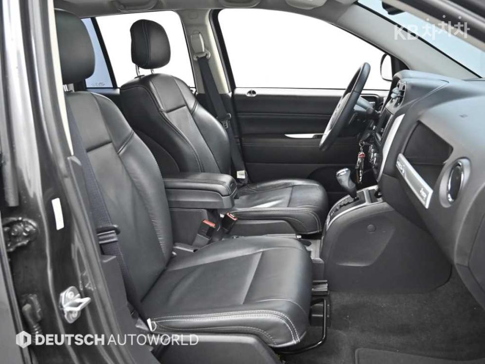 Jeep Compass — miniaturë 10