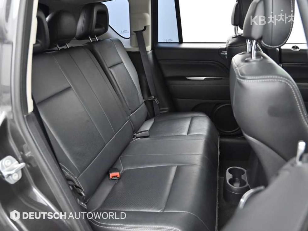 Jeep Compass — miniaturë 12