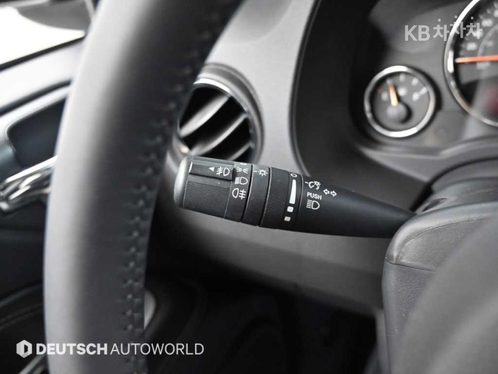 Jeep Compass — miniaturë 17