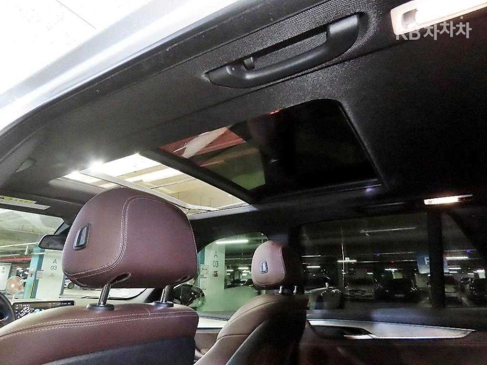 BMW X5 — miniaturë 16