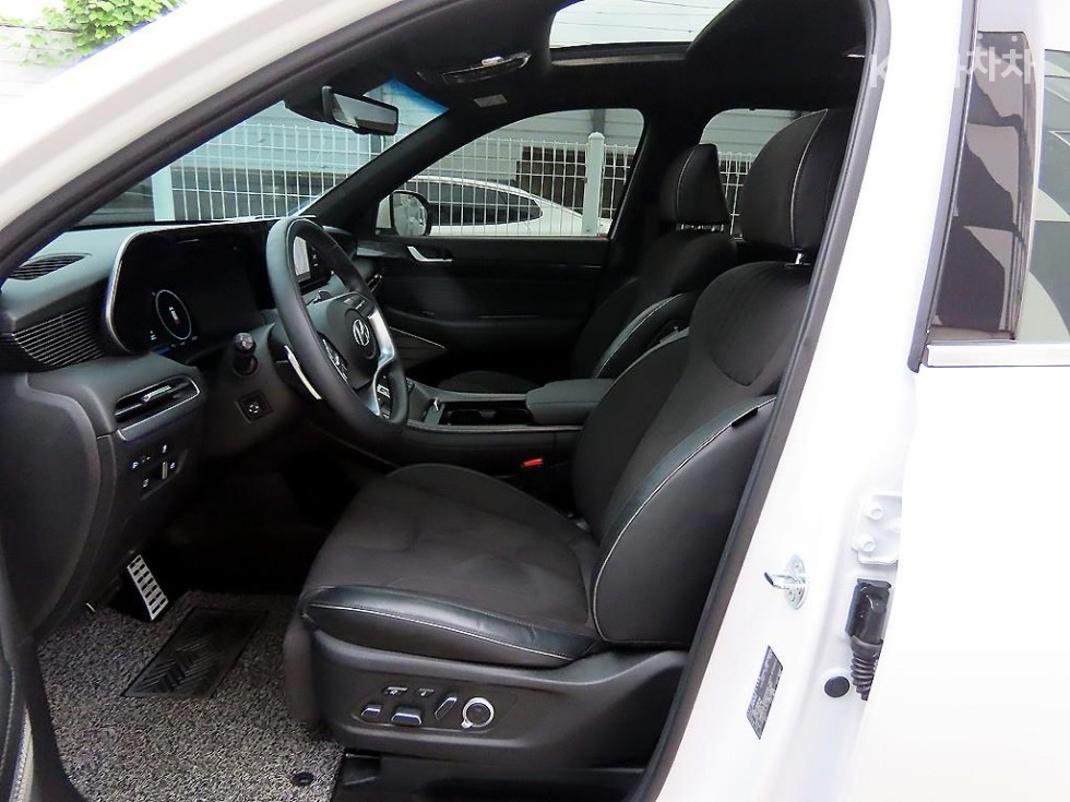 2024 Hyundai Used Car photo