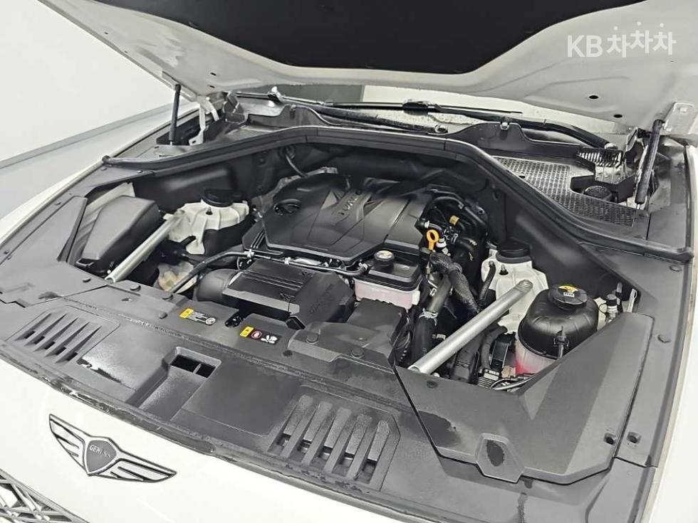 2024 Genesis GV80 photo