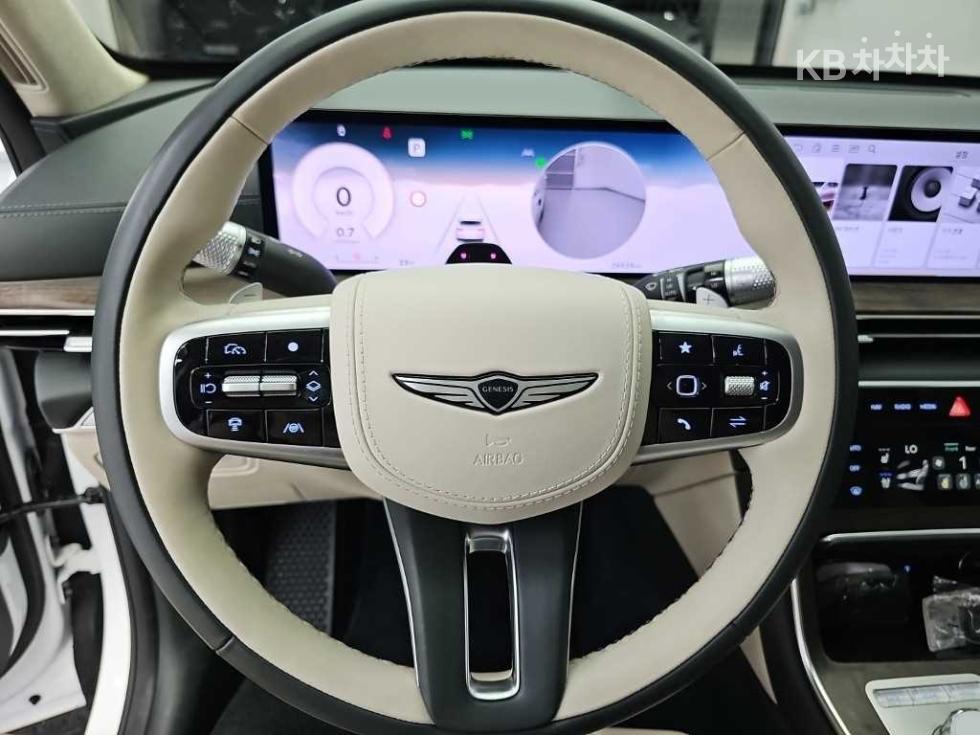 2024 Genesis GV80 photo