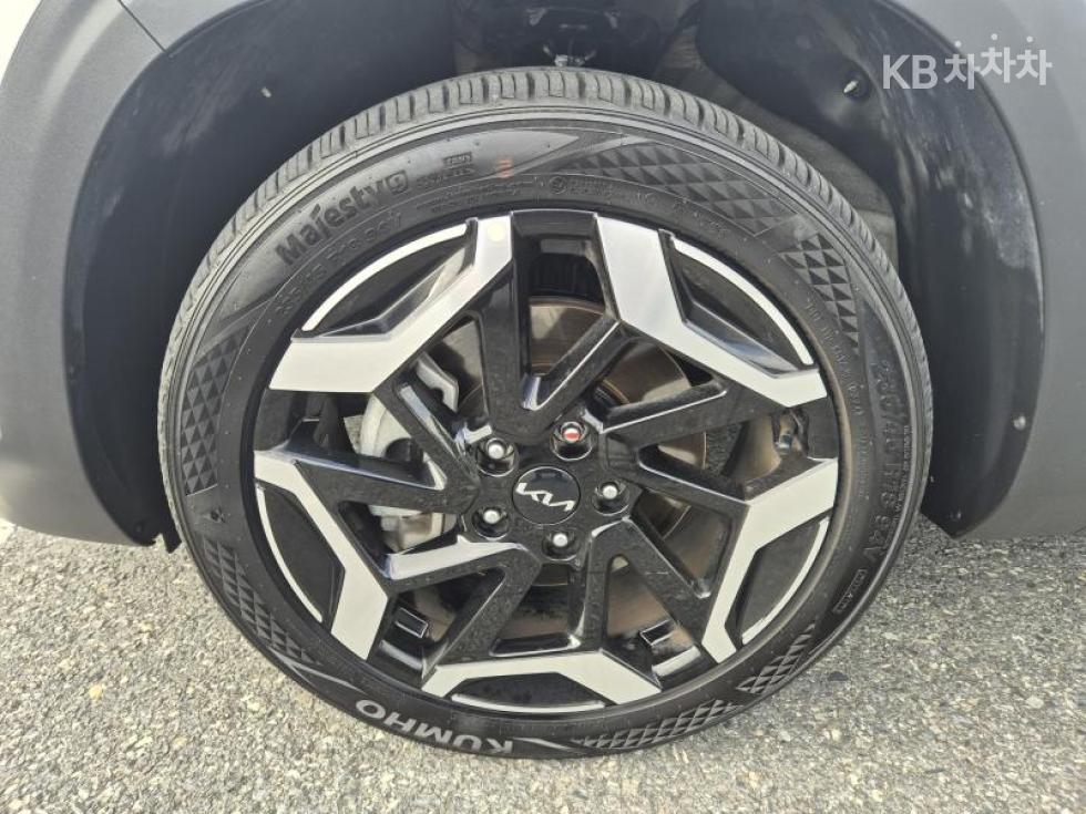 Kia Seltos — miniaturë 10