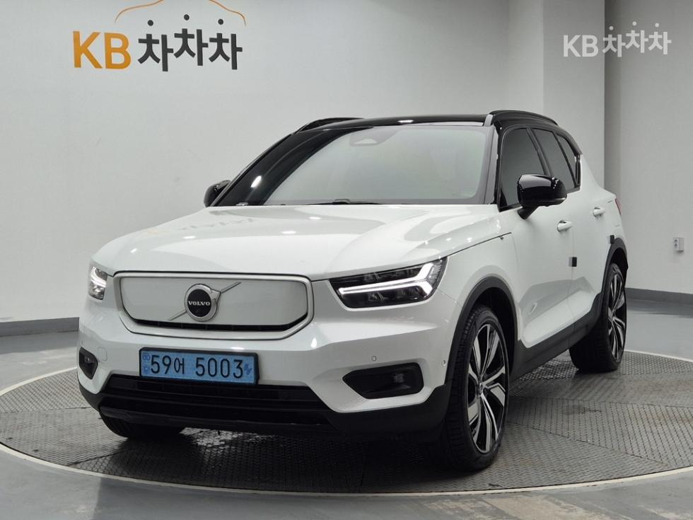 볼보 XC40 2022년식 볼보 XC40 Recharge Twin Ultimate 기본형