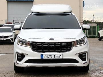 Kia Carnival Gasoline 9-Seater Hi-Limousine Noblesse Special — foto 1