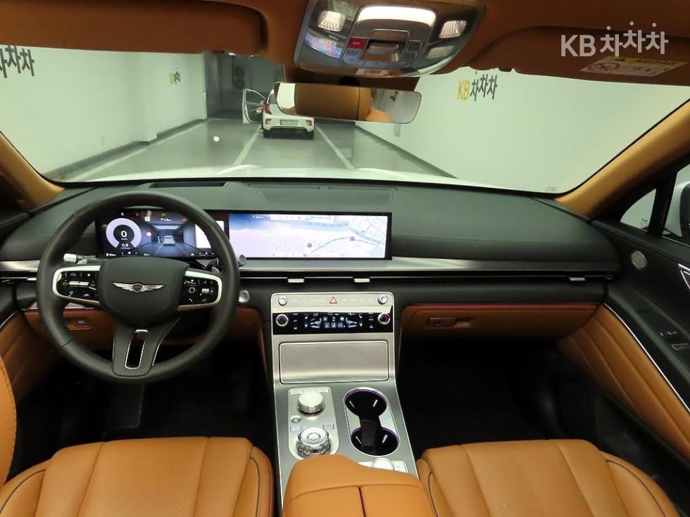 2024 Genesis GV80 photo