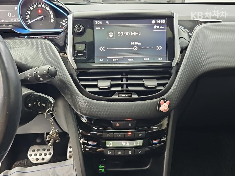 Peugeot 2008 — miniaturë 10