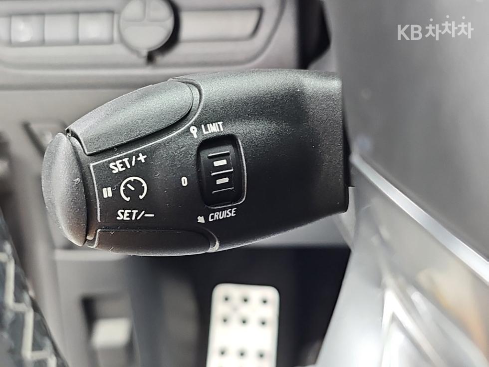 Peugeot 2008 — miniaturë 17