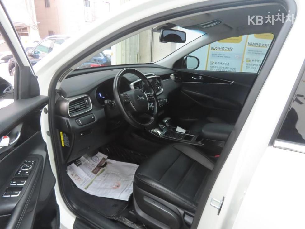 Kia Sorento — miniaturë 5