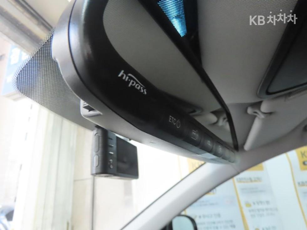 Kia Sorento — miniaturë 11