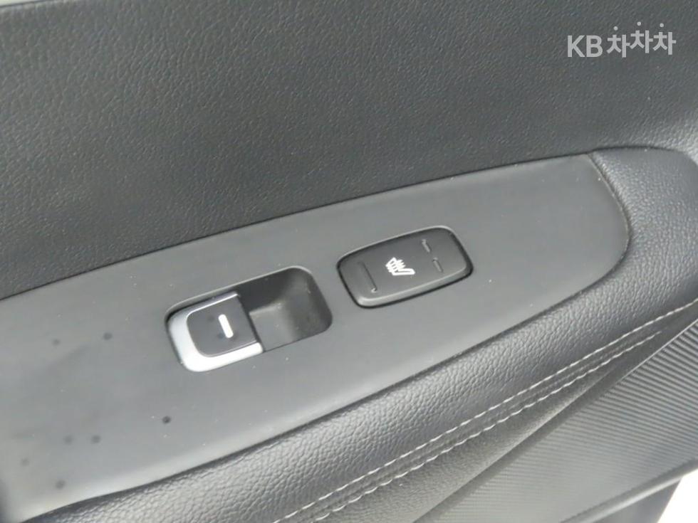 Kia Sorento — miniaturë 16