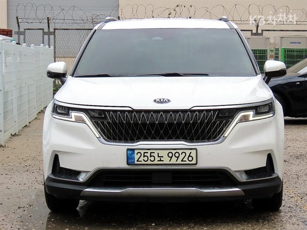 Kia Carnival — miniaturë 2