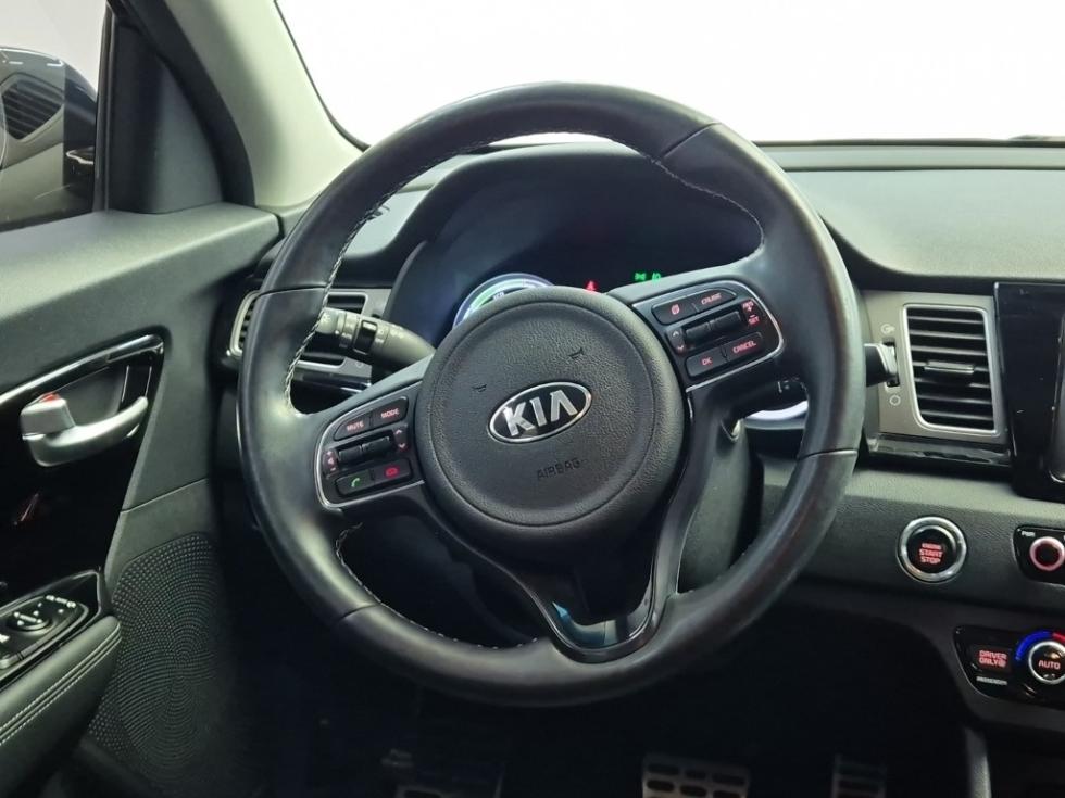 Kia Niro — miniaturë 9