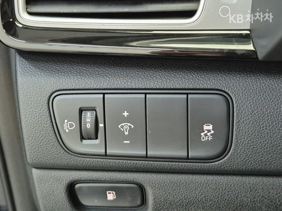 Kia Niro — miniaturë 18